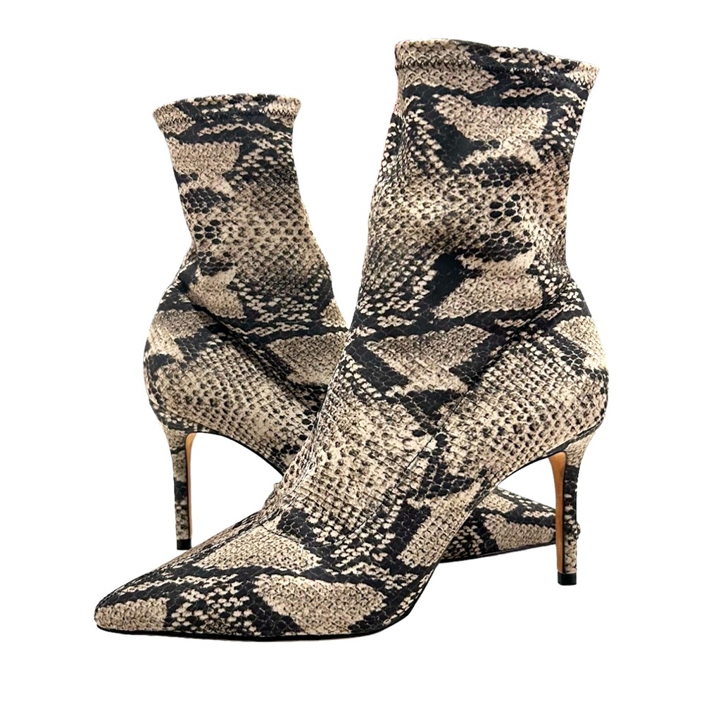 BLACK SUEDE STUDIO Charlie Snake/Animal Print Ankle Boots in Women’s Size 7.5